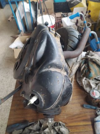 Motor Vespa 72M para restaurar