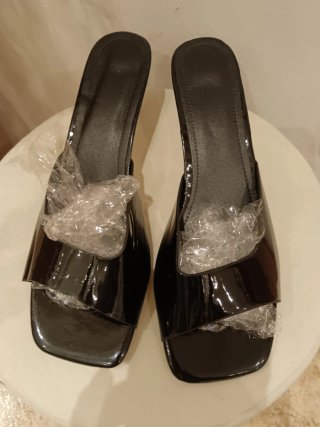Sandalias negras tacón 38 (sin estrenar)