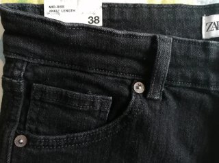 Jeans skinny negros Zara