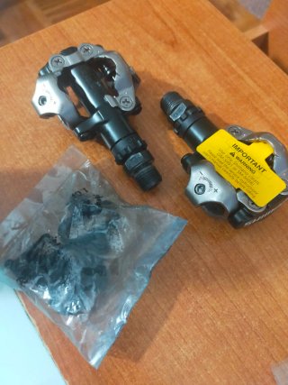 Pedales Shimano SPD M520