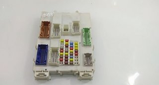 2205019 caja relés fusibles f1ft14a073 ford focus