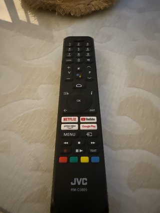 Televisor JVC 65 pulgadas,