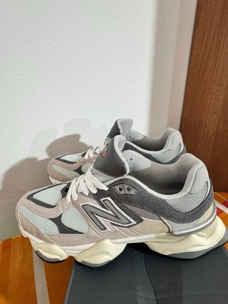 New Balance 9060 Beige/Gris