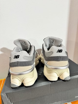 New Balance 9060 Beige/Gris