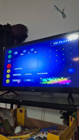 PlayStation 1 (PS1) grigia con controller