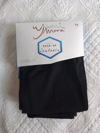 Pantalón pitillo negro