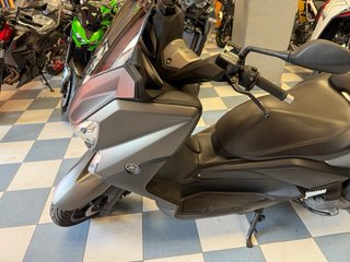 YAMAHA. XMAX 400 ABS