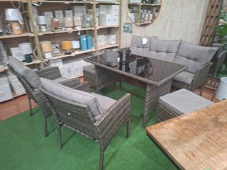 Conjunto ratán mesa y sillones terraza