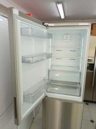 Nevera grundig Acero Inoxidable 185/60cm A+