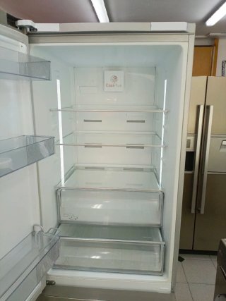 Nevera grundig Acero Inoxidable 185/60cm A+