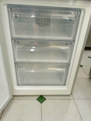 Nevera grundig Acero Inoxidable 185/60cm A+