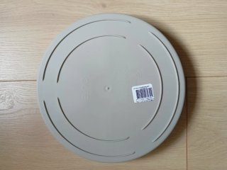 Platos para macetas Elho gris