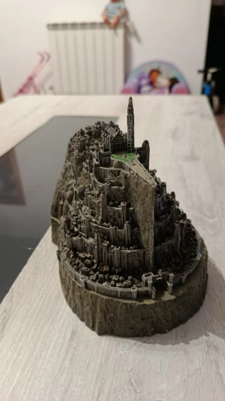Figura Minas Tirith Weta Colección