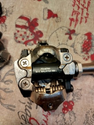 Pedales Shimano XT Deore
