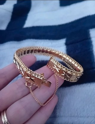 Pulsera chapada en oro