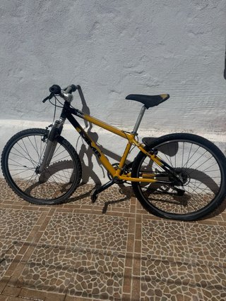 Bicicleta Montaña Amarilla