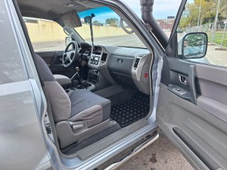 Mitsubishi Montero 2005