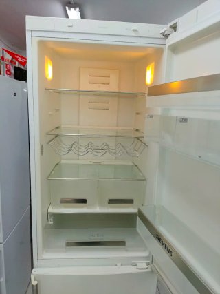 Nevera combi Siemens 200/60cm A+ con garantia