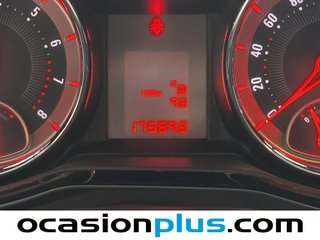 Opel Adam 1.4 XEL Glam 64 kW (87 CV)