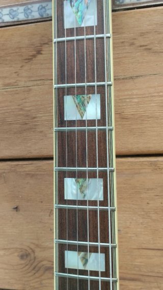 Guitarra Eléctrica Sheraton ZURDA Antigua