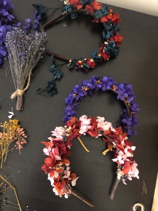 Diadema flores preservadas hecha a mano