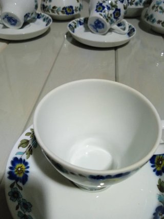 Juego de café 4 servicios porcelana floral
