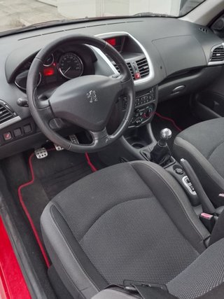 Peugeot 206 2011