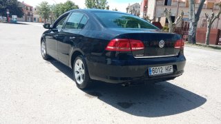 Volkswagen Passat 2011