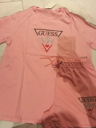 Conjunto Guess Camiseta y Pantalón XXL