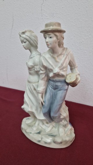 Figura de porcelana estilo Lladro