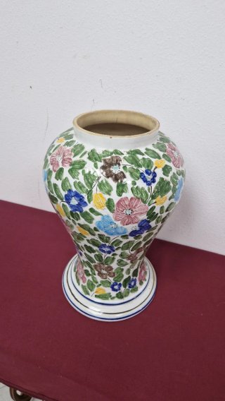 Jarrón de cerámica floral multicolor