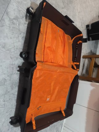 Maleta Grande Negra 80/50/30
