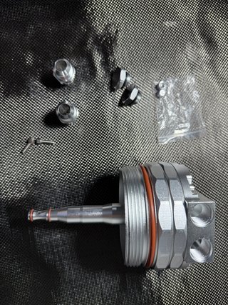 Tapa filtro aceite BMW aluminio rojo