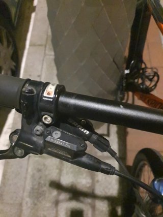 Bicicleta Rockrider 8.0