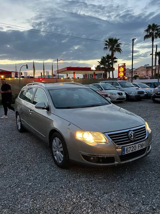 Volkswagen Passat 2007 dsg variant familiar