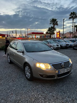 Volkswagen Passat 2007 dsg variant familiar