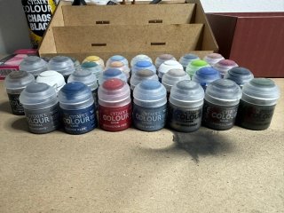 Pinturas Warhammer Citadel y Accesorios