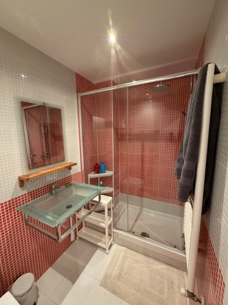 Habitación exterior en piso reformado – Adelfas