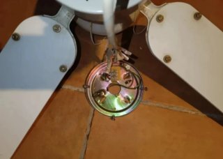 Ventilador de techo blanco