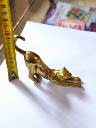 Figura Escultura leona bronce