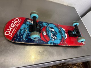 Skate Oxelo Dibujo Monstruo Azul