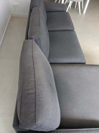 ¡Chollo! Sofá Kivik IKEA con chaise longue - 150€