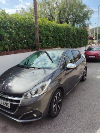 Peugeot 208 2019