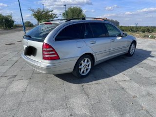 Mercedes-Benz Clase C 2004