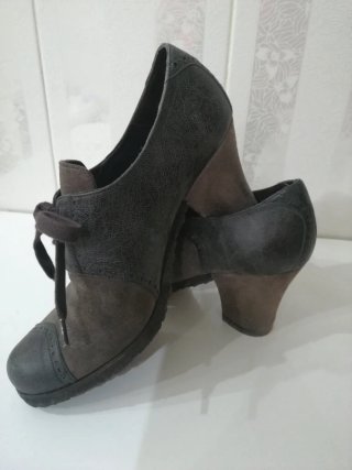 Zapatos Audley Marrones y Grises