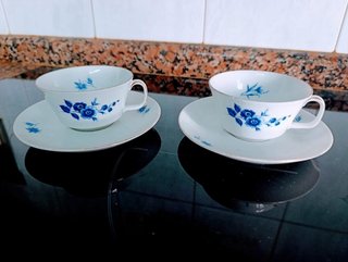 Elegante vajilla vintage porcelana floral