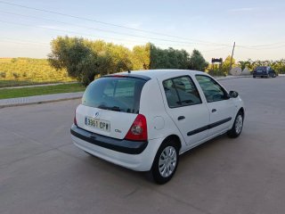 Renault Clio 2004