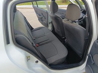 Renault Clio 2004