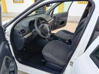 Renault Clio 2004