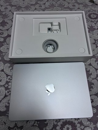 MacBook Air M2 13.6 2022 8GB/256GB Plata